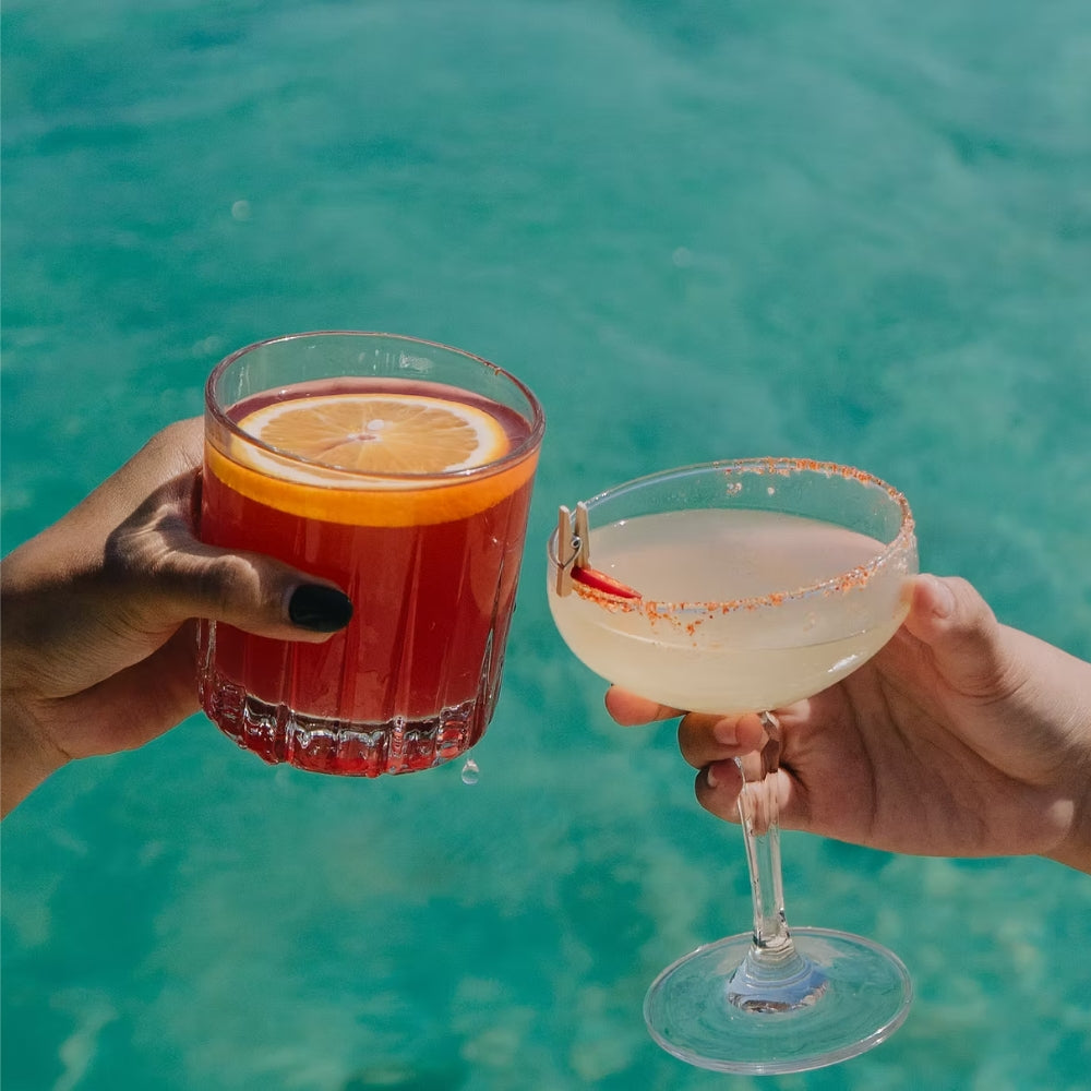 Pool cocktails - Nusa Lembongan - Island Pulse 