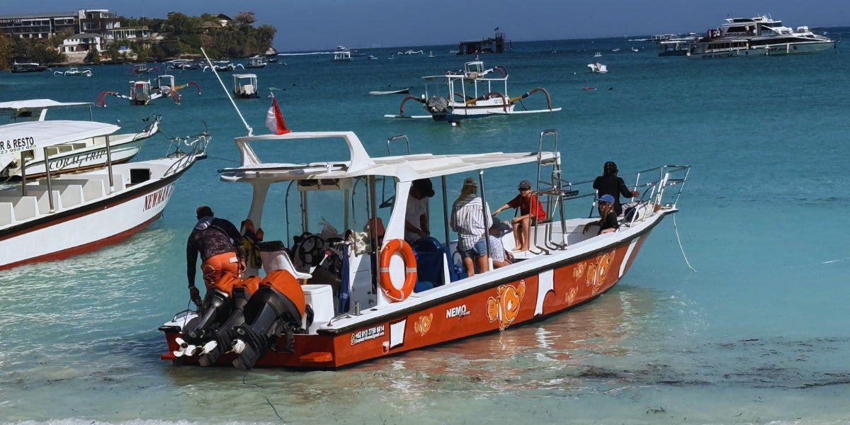 Captain Nemo Snorkelling Boat - Nusa Lembongan Tour Operator