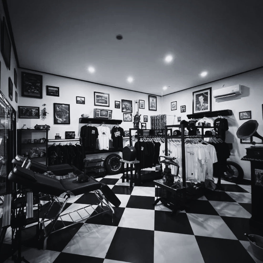 Lucky Street tattoo studio, Nusa Lembongan