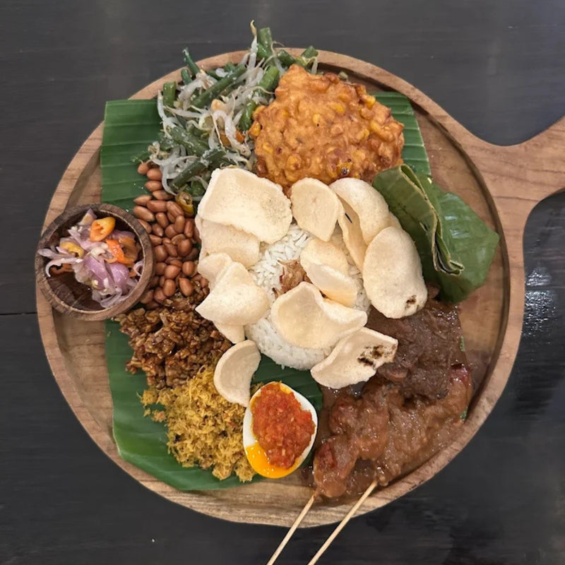 A plate of food served fresh at Pondok Baruna Warung, Nusa Lembongan