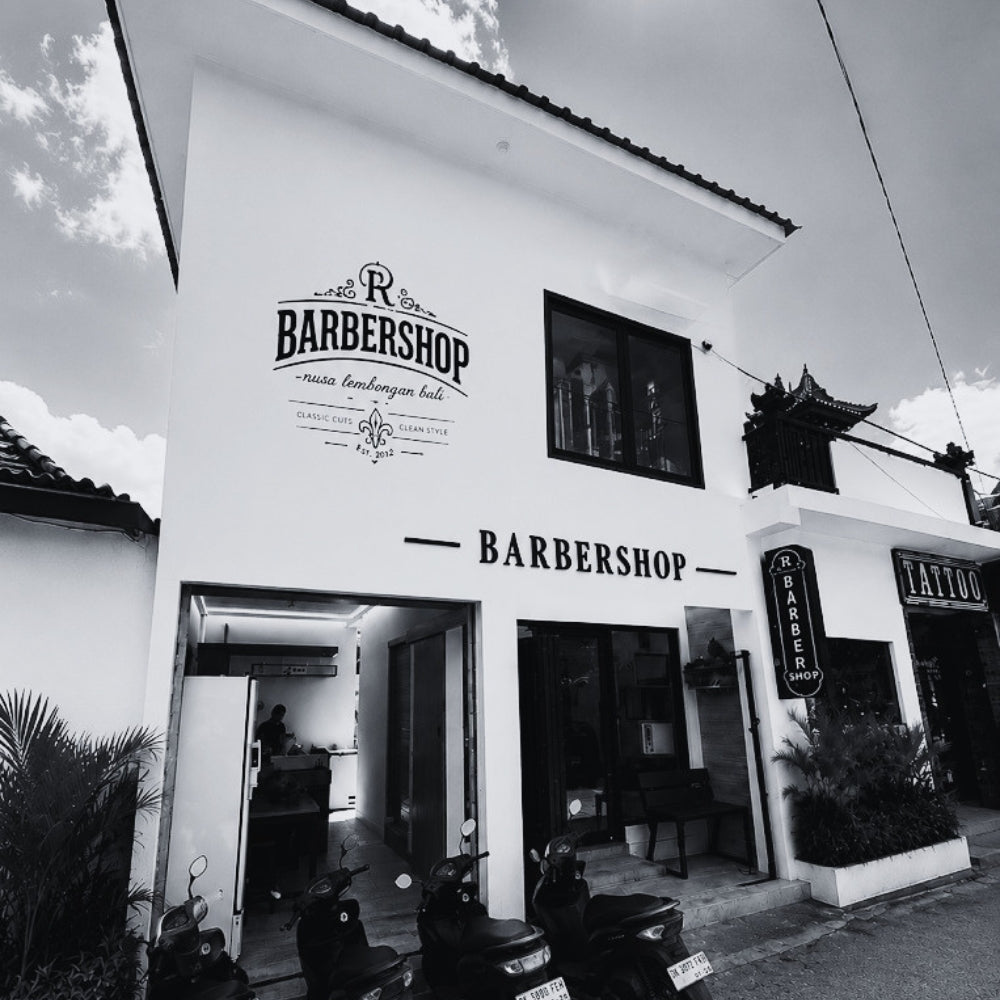 The front of R Barber Shop in Jungut Batu, Nusa Lembongan