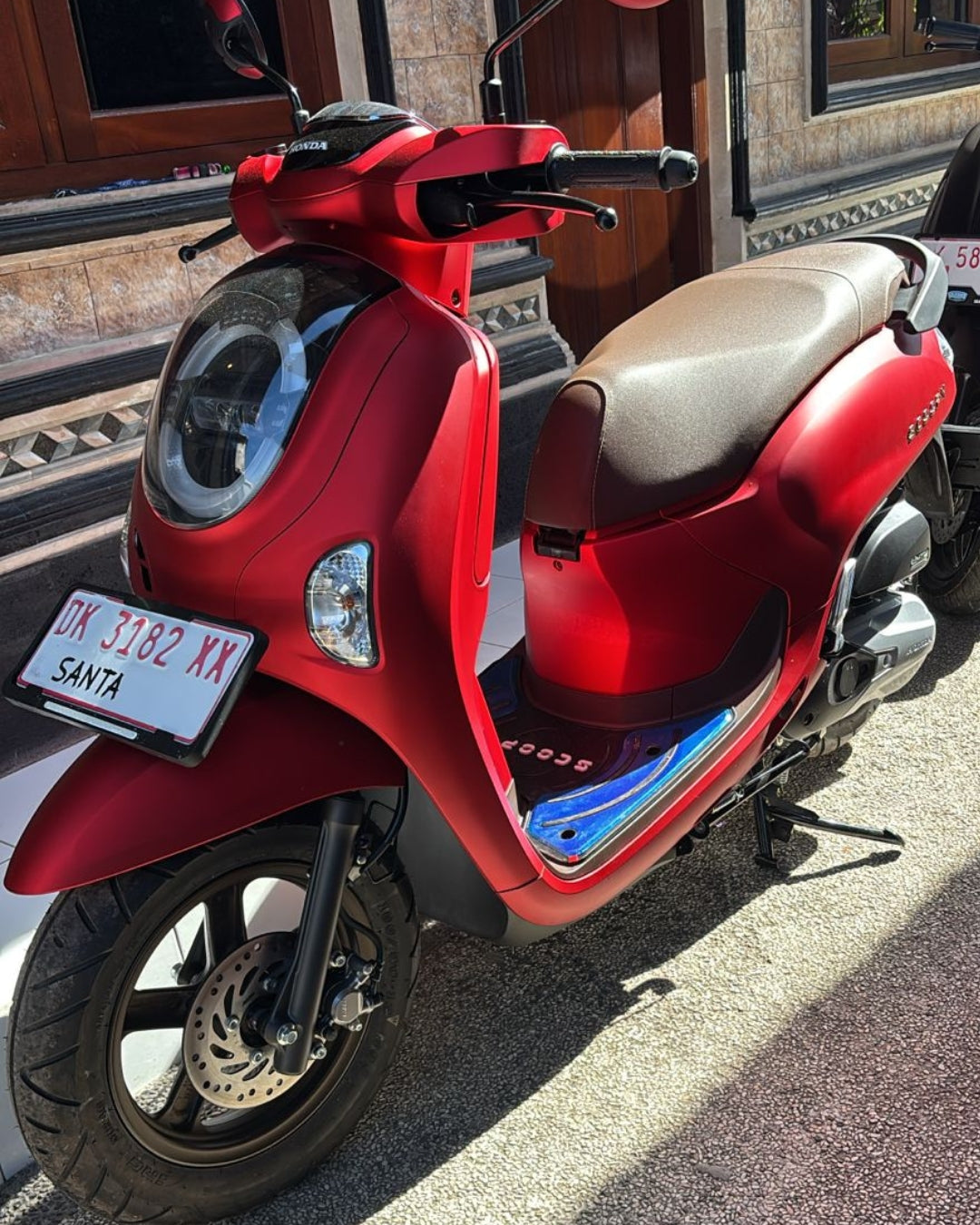Santa Scooter hire , Nusa Lembongan