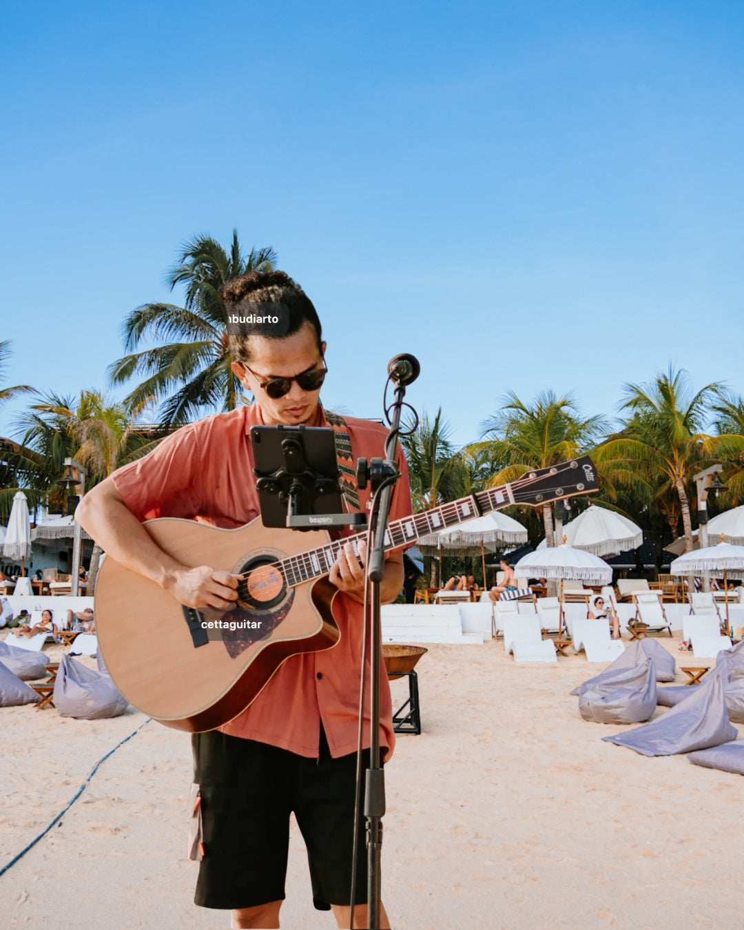 Live local band Soulstic performing at Ohana's Beach Bar - Nusa Lembongan