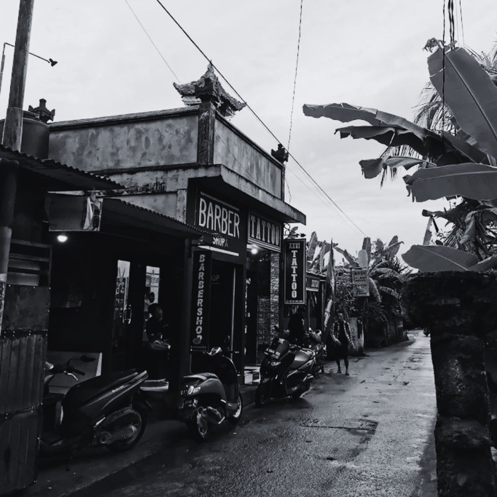 The shop front of Tysen Tattoo 26 in Jungut Batu, Nusa Lembongan